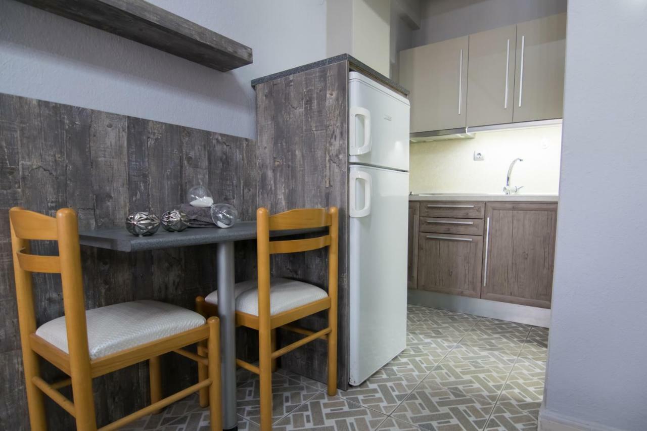 Avra Comfort Rooms Νέα Ποτίδαια Εξωτερικό φωτογραφία